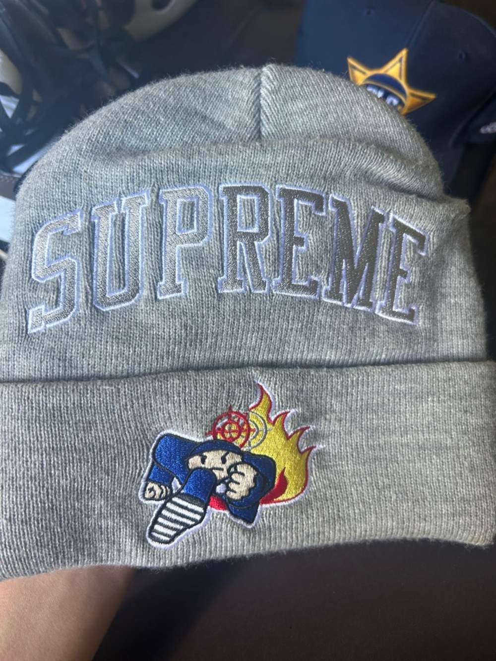 Supreme Light Gray Ribbed Knit Beanie with Logo Tag